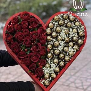 باکس گل قلبی سرخ عاشقانه
