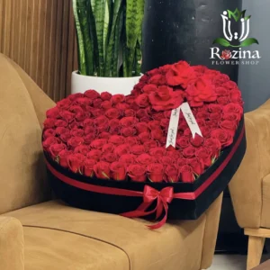 باکس گل قلب آتشین مخملی