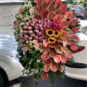 تاج گل افتتاحیه رادین